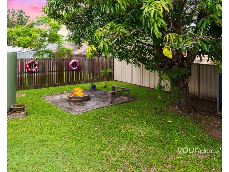 16 Strathallen Drive, Boronia Heights QLD 4124