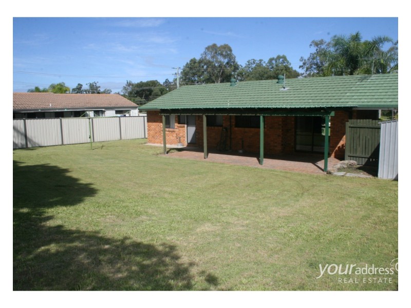 16 Bennett Drive, Regents Park QLD 4118