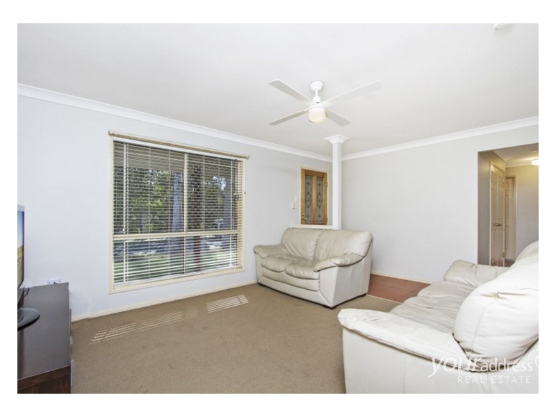 15 Solandra Circuit, Regents Park QLD 4118