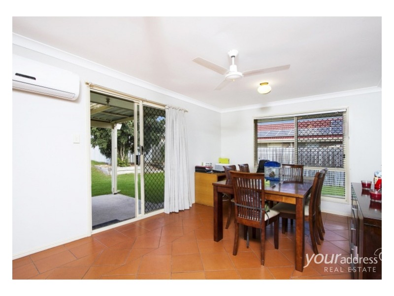 15 Solandra Circuit, Regents Park QLD 4118
