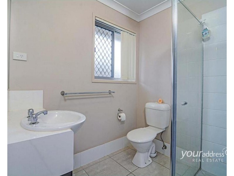 11 MacIntyre Street, Marsden QLD 4132