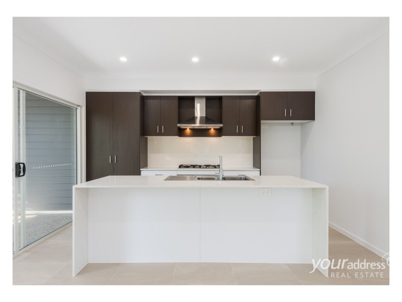 36/99 Brookwater Drive, Brookwater QLD 4300
