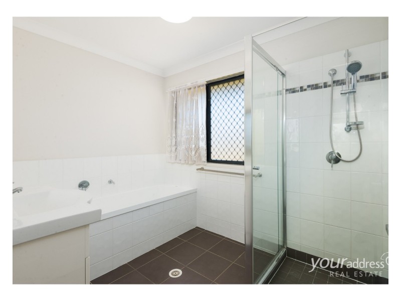 31 Barcombe Drive, Marsden QLD 4132