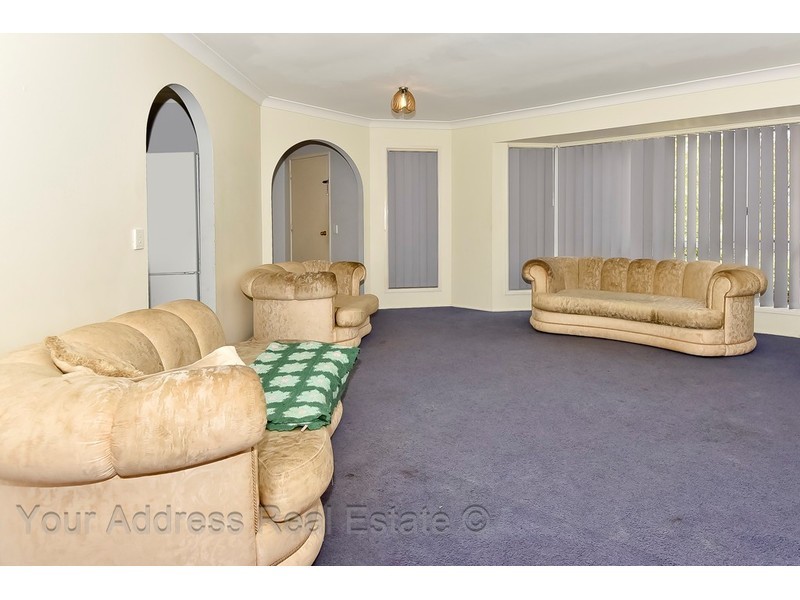 19 Watling Street, Hillcrest QLD 4118