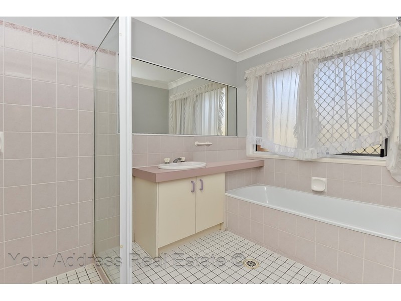 19 Watling Street, Hillcrest QLD 4118