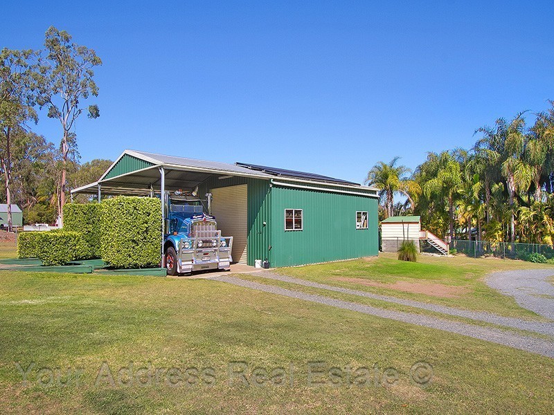 34 Dalkeith Court, Park Ridge South QLD 4125