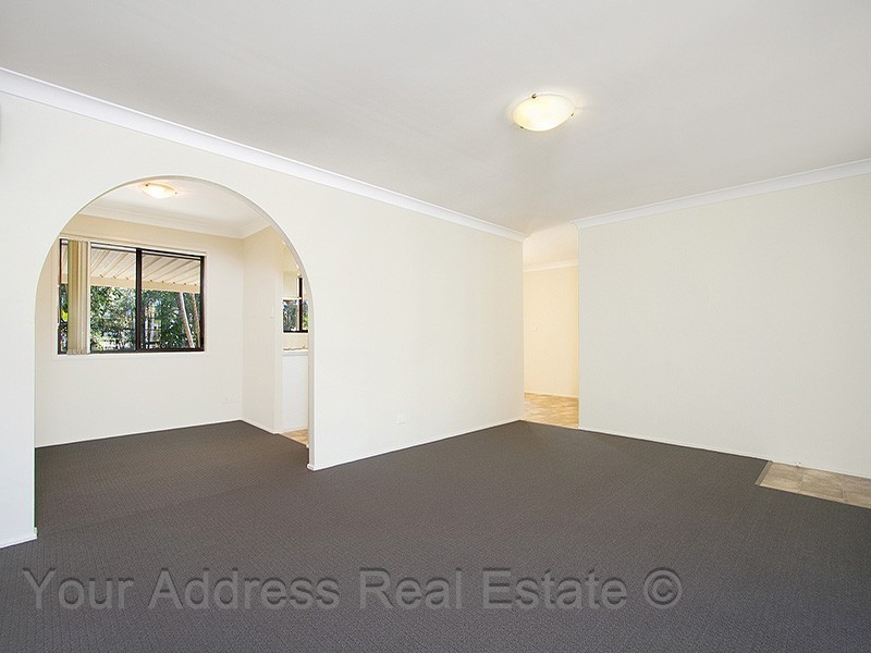 148 Emerald Drive, Regents Park QLD 4118