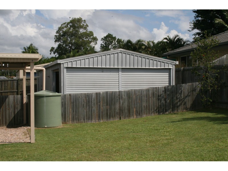 2 Danvers Court, Hillcrest QLD 4118