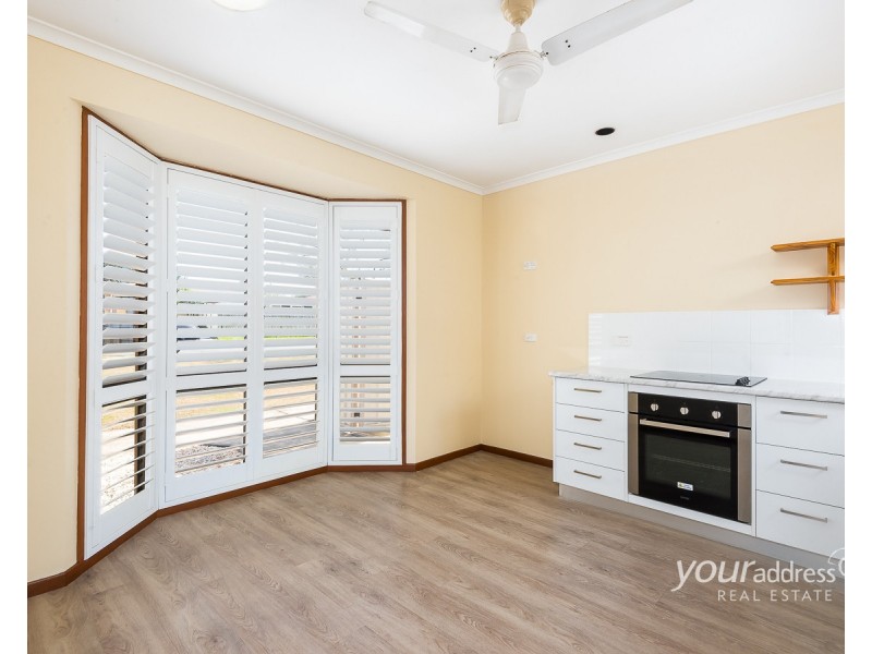 13 Bennett Drive, Regents Park QLD 4118