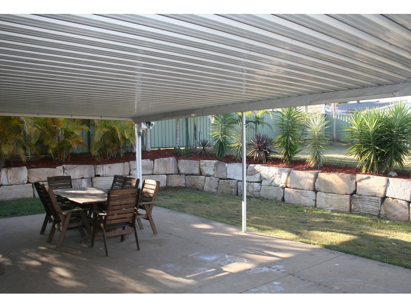 3 Liana Court, Regents Park QLD 4118