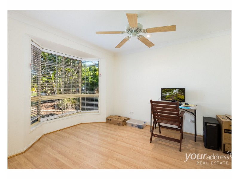 60 Settlers Circuit, Forest Lake QLD 4078