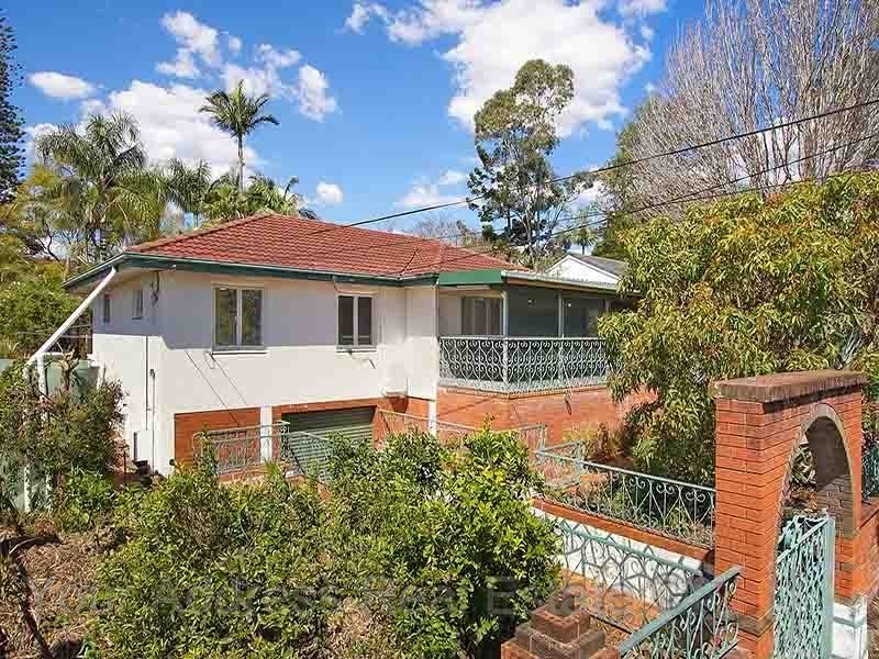 18 Avoca Street, Woodridge QLD 4114