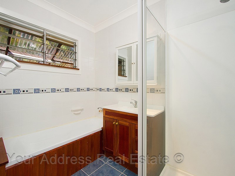 18 Avoca Street, Woodridge QLD 4114