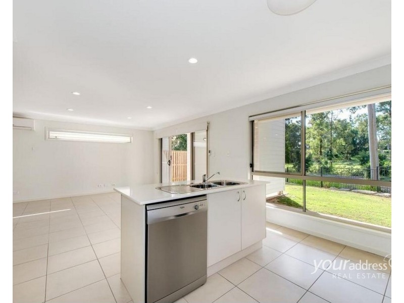 3/30 Oakview Circuit, Brookwater QLD 4300