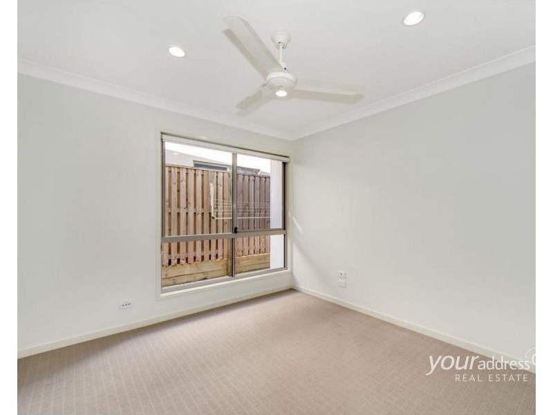 3/30 Oakview Circuit, Brookwater QLD 4300