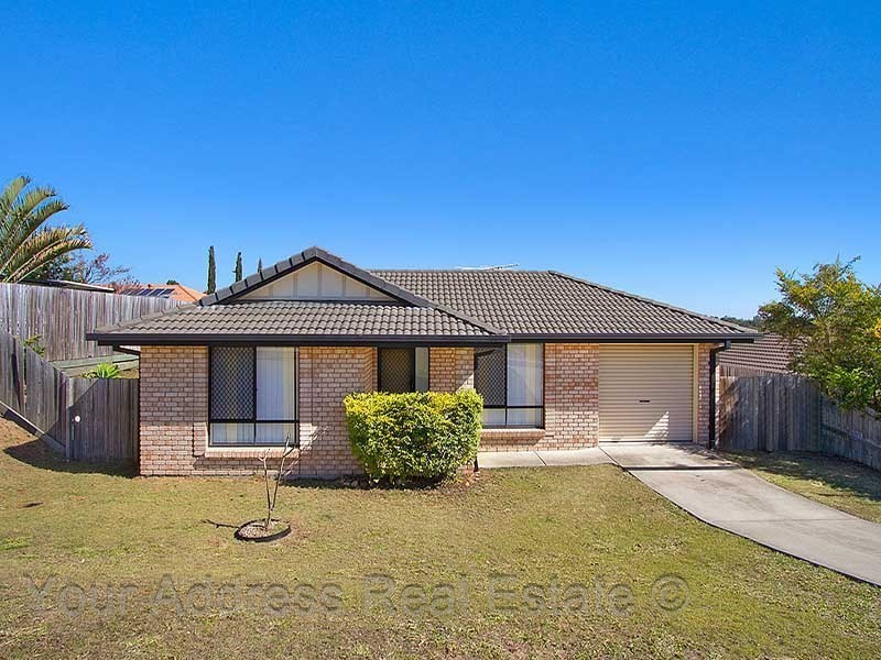 4 Pimelia Court, Regents Park QLD 4118