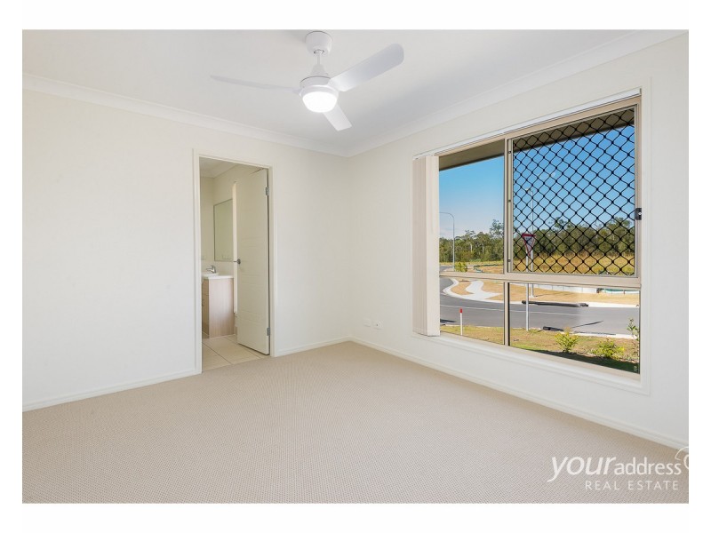 2/355 Waller Road, Park Ridge QLD 4125