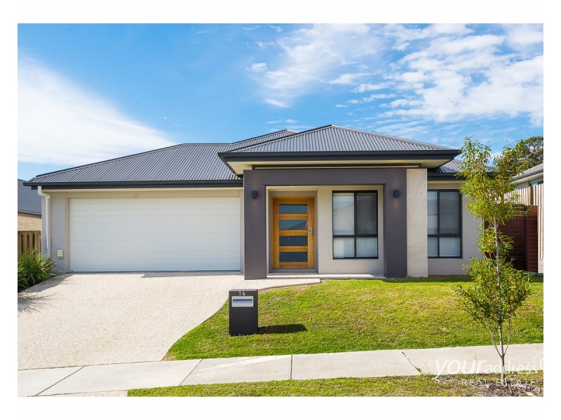 16 Mount Edwards Street, Park Ridge QLD 4125