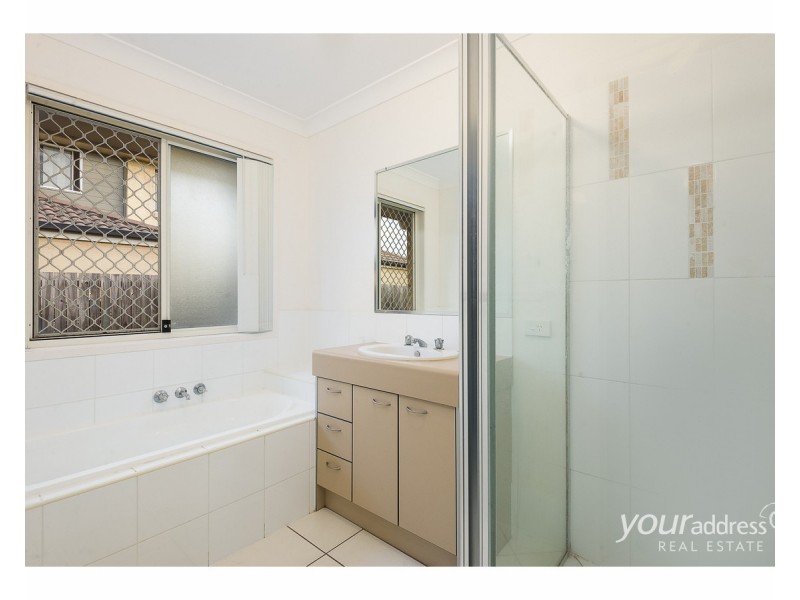 13 Tamsin Court, Regents Park QLD 4118