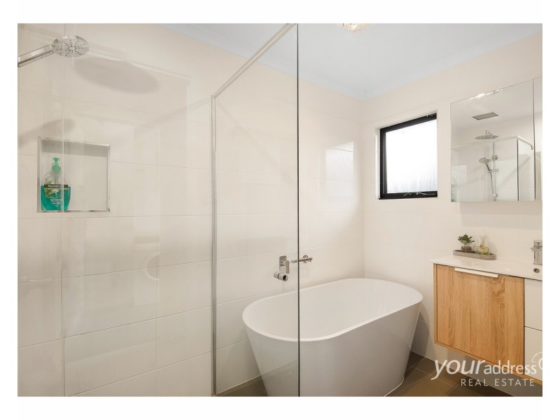 13 Penfold Street, Hillcrest QLD 4118