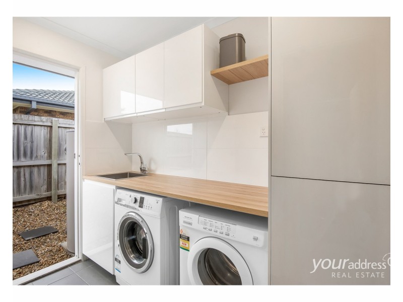 13 Penfold Street, Hillcrest QLD 4118