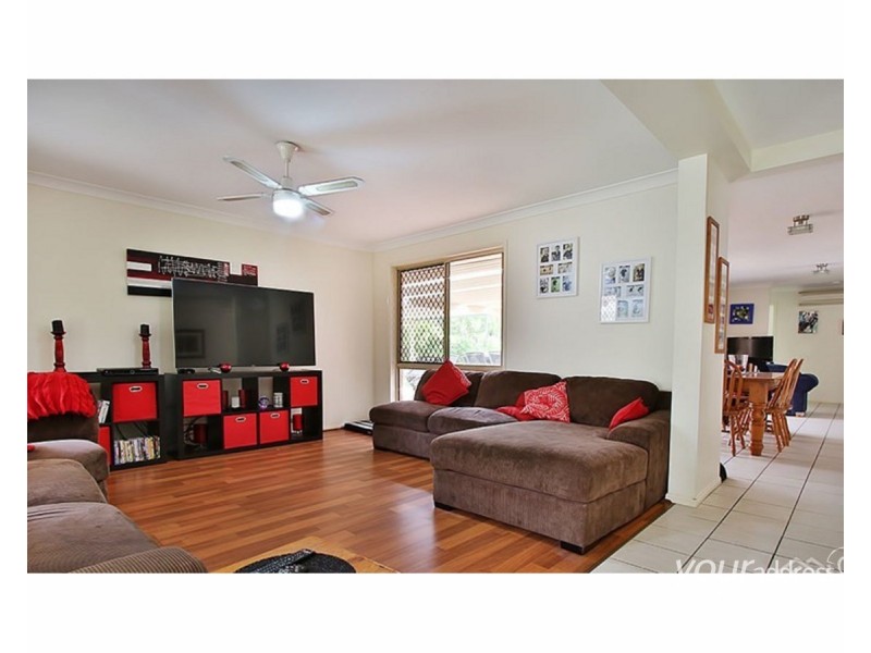 9 Chiswick Place, Forest Lake QLD 4078