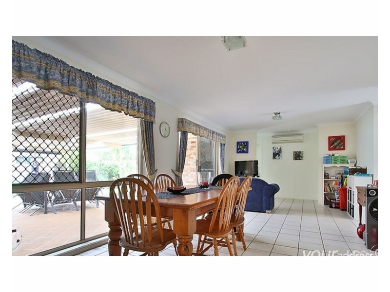 9 Chiswick Place, Forest Lake QLD 4078