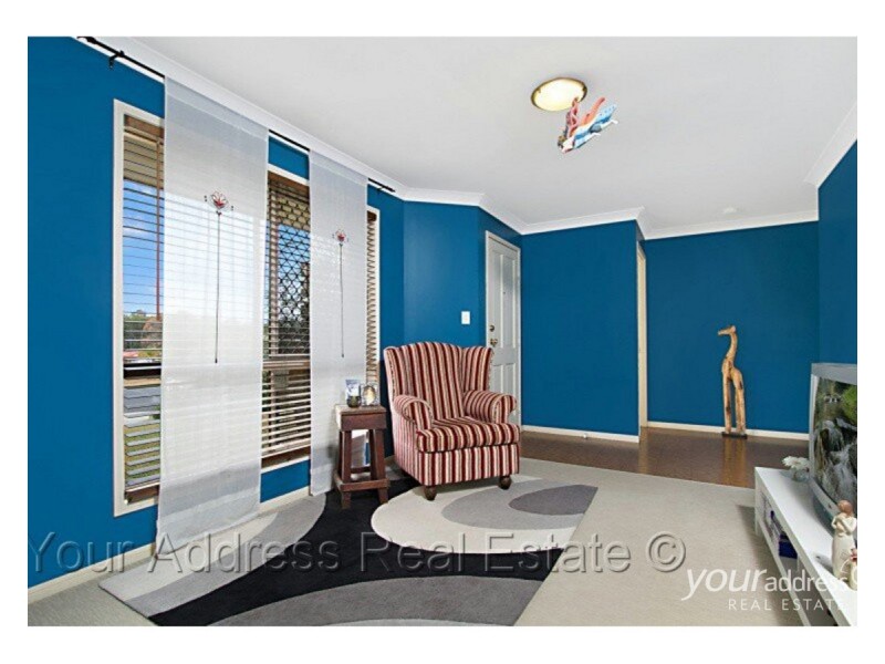 7 Butia Close, Regents Park QLD 4118