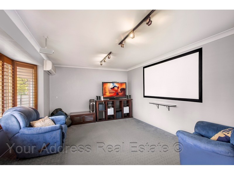 34 Estramina Road, Regents Park QLD 4118