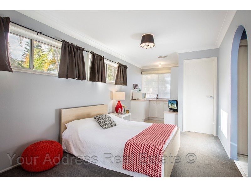 34 Estramina Road, Regents Park QLD 4118