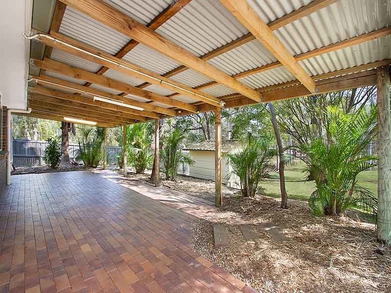 6-8 Holyrood Court, Munruben QLD 4125