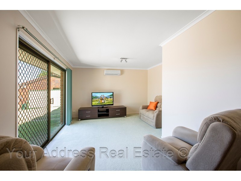 10 Bonhill Court, Hillcrest QLD 4118