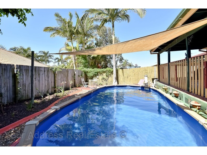 18 Bottlebrush Drive, Regents Park QLD 4118