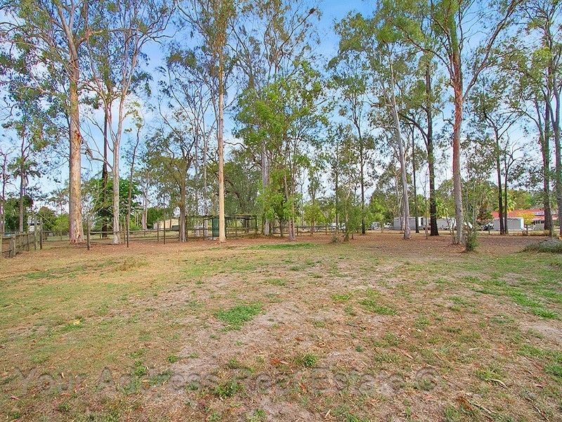 35 – 39 Carlton Road, Greenbank QLD 4124