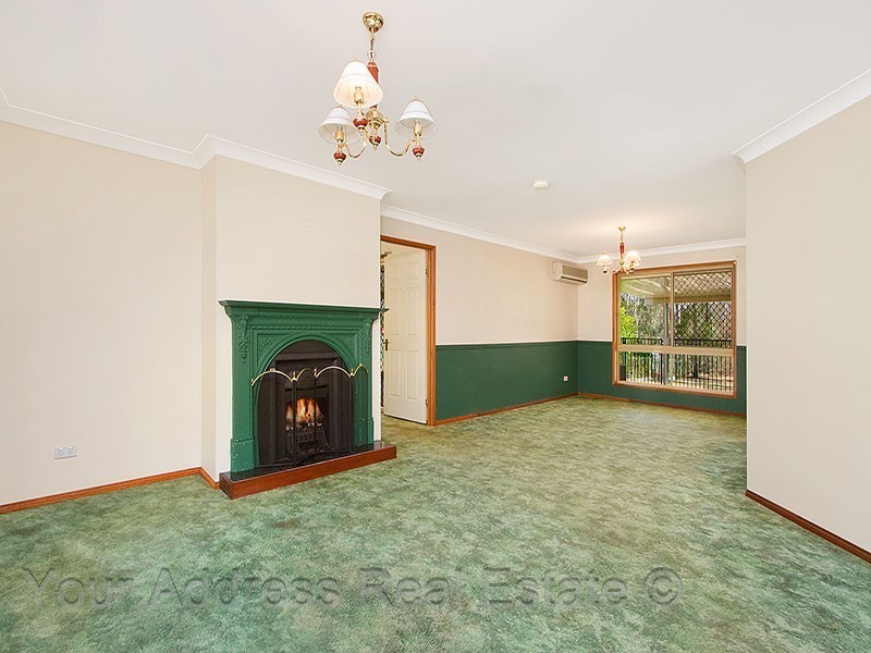 10 Kensington Drive, Munruben QLD 4125