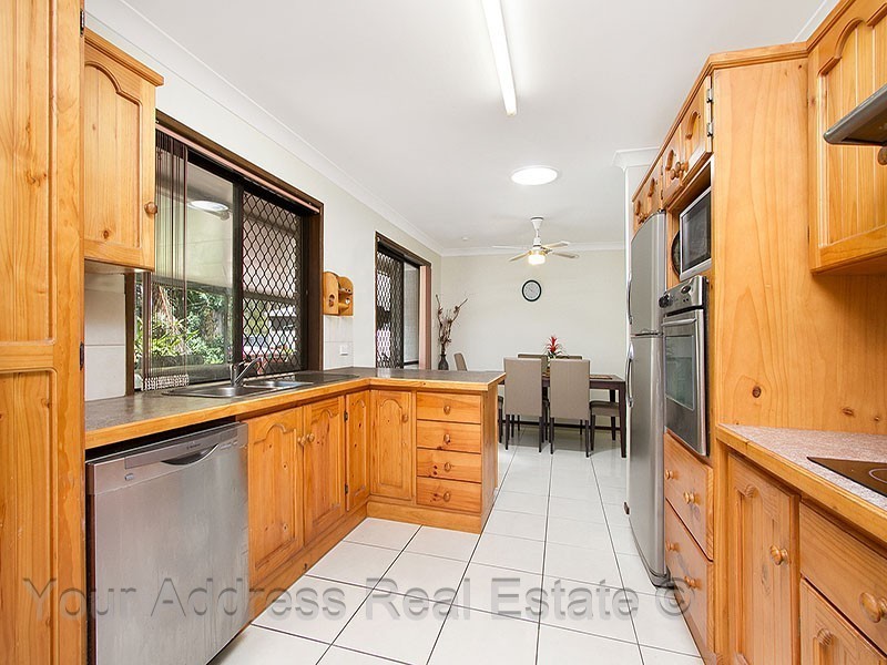 11 Chipalee Court, Greenbank QLD 4124