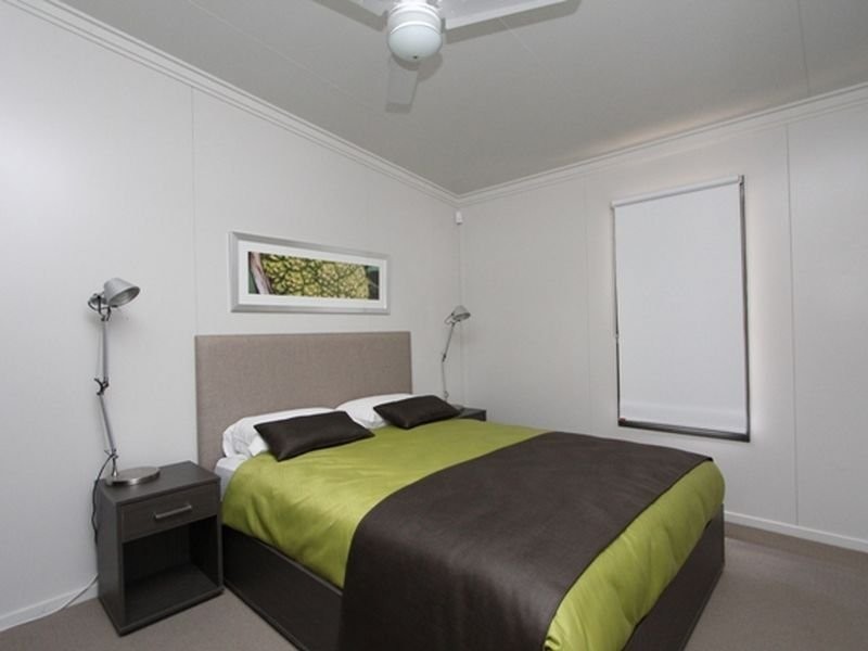 9 Taylor Street, Bundamba QLD 4304