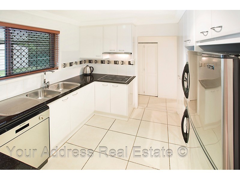 7 Woodview Street, Browns Plains QLD 4118