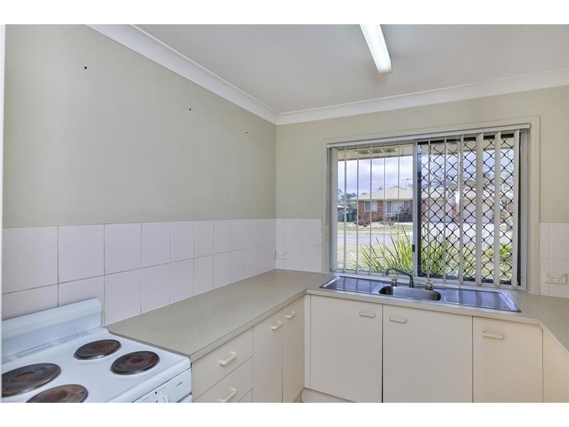 2/4 Prokuda Close, Goodna QLD 4300