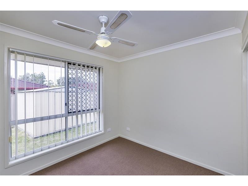 2/4 Prokuda Close, Goodna QLD 4300