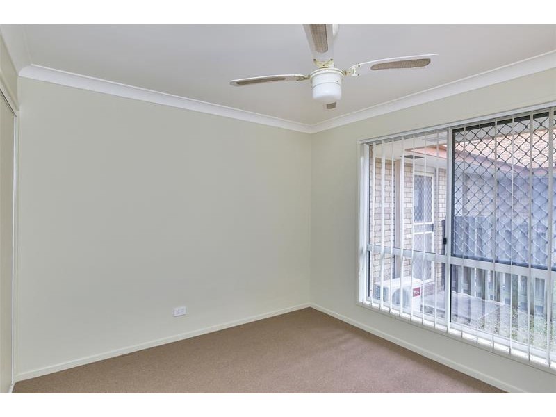 2/4 Prokuda Close, Goodna QLD 4300