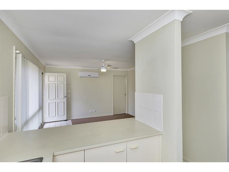 2/4 Prokuda Close, Goodna QLD 4300