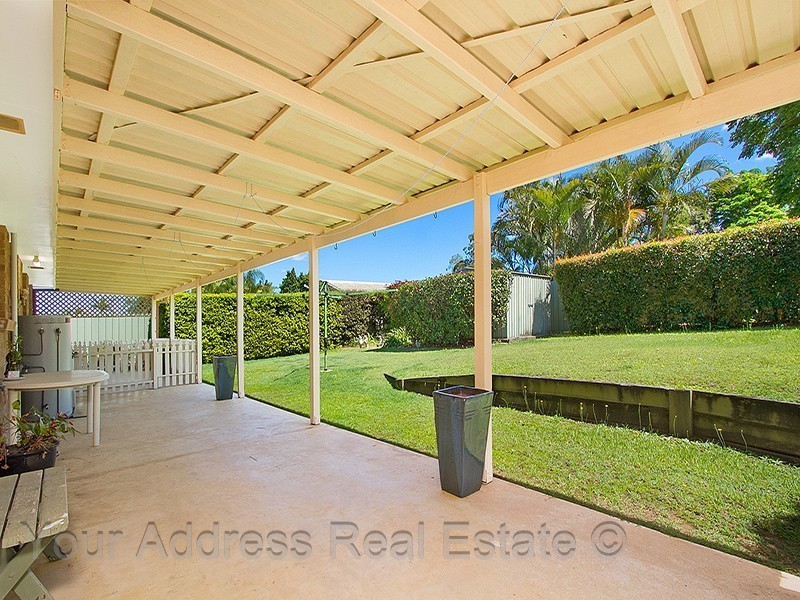 13 Watling Street, Hillcrest QLD 4118