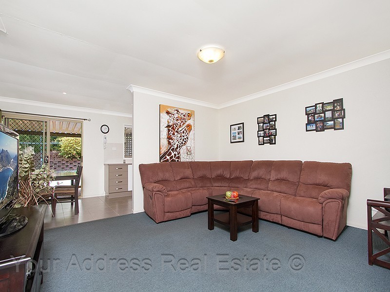 13 Ponderosa Street, Hillcrest QLD 4118