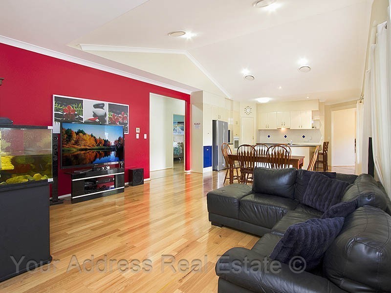 197 Equestrian Drive, New Beith QLD 4124