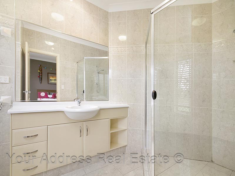 197 Equestrian Drive, New Beith QLD 4124