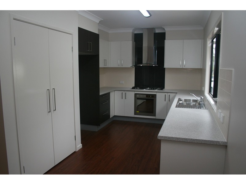 26 Mcleod Road, Park Ridge QLD 4125