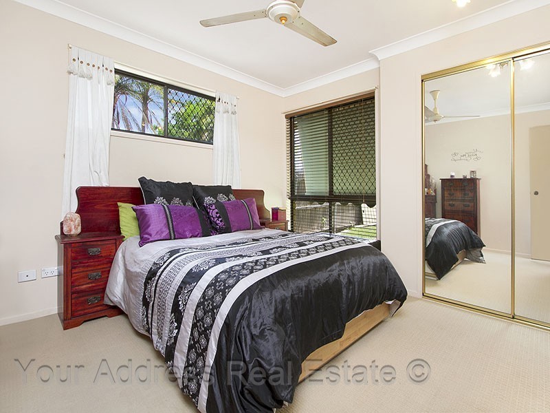 6 Dampier Court, Boronia Heights QLD 4124