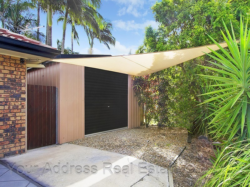 41 Regency Drive, Regents Park QLD 4118