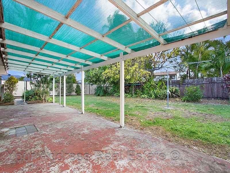 36 Whitcomb Street, Hillcrest QLD 4118